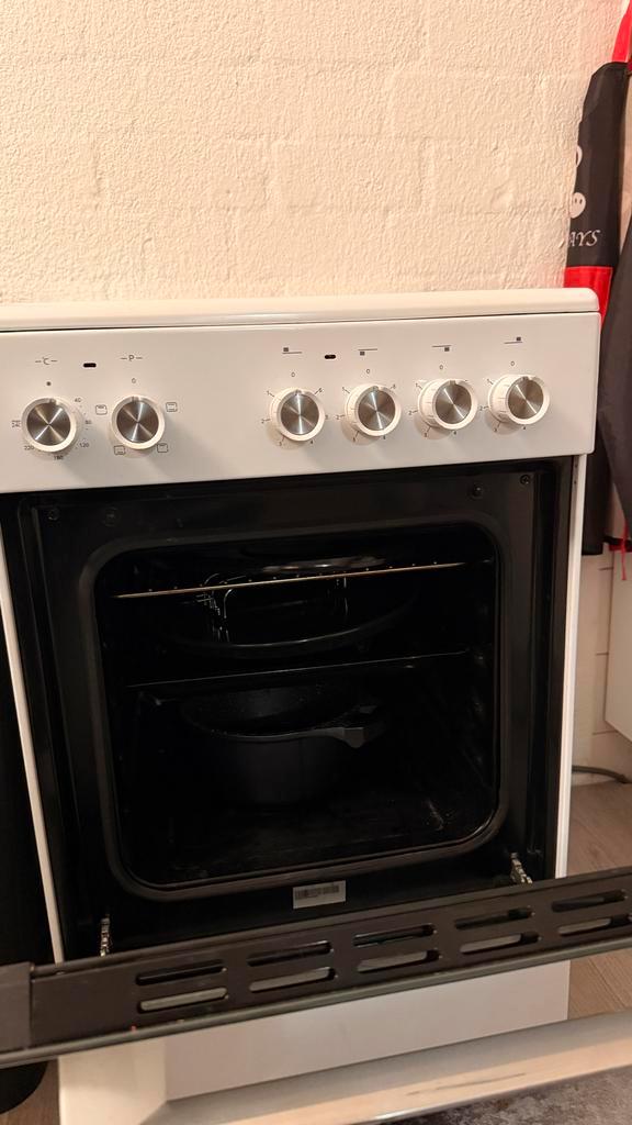 Simfer Elektrisch Fornuis - Gebruikt, Witgoed en Apparatuur, Fornuizen, Gebruikt, Vrijstaand, Elektrisch, 4 kookzones, Minder dan 85 cm