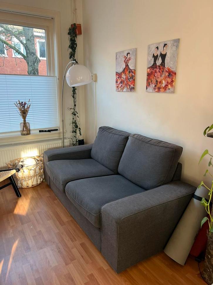 Nette Ikea Kivik tweezits bank donkergrijs, Huis en Inrichting, Banken | Bankstellen, Gebruikt, Tweepersoons, 150 tot 200 cm, 75 tot 100 cm