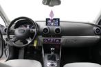 Audi A3 1.2 TFSI Attraction Pro Line plus (bj 2013), Auto's, Voorwielaandrijving, Euro 5, Stof, Gebruikt