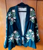 Zara TRF kimono jasje L / XL zwart geborduurde bloem zgan, Kleding | Dames, Jasjes, Kostuums en Pakken, Zara, Jasje, Maat 42/44 (L)