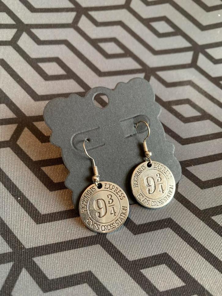Harry potter, Sieraden, Tassen en Uiterlijk, Oorbellen, Nieuw, Hangers, Overige materialen, Zilver, Ophalen of Verzenden