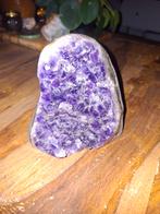 Amethist Geode 1.4 kilo.  15 bij 12, voor t dubbele gekocht!, Verzamelen, Mineralen en Fossielen, Ophalen of Verzenden, Mineraal