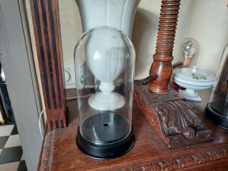 Stolp / Twee stuks van glas met metalen voet / 24 centimeter, Huis en Inrichting, Woonaccessoires | Stolpen, Gebruikt, Ophalen of Verzenden