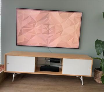 IKEA tv meubel beschikbaar voor biedingen