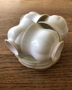 4 porseleinen Royal Canterbury kop en schotels, Huis en Inrichting, Keuken | Servies, Ophalen of Verzenden, Zo goed als nieuw