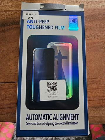 Hoesje met screenprotector  beschikbaar voor biedingen