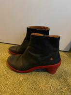 Art 41, Zwart, Lage of Enkellaarzen, Ophalen of Verzenden, Zo goed als nieuw