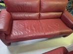 Rode leren tweezitsbank, Huis en Inrichting, Banken | Sofa's en Chaises Longues, Ophalen, Gebruikt, 150 tot 200 cm, Tweepersoons