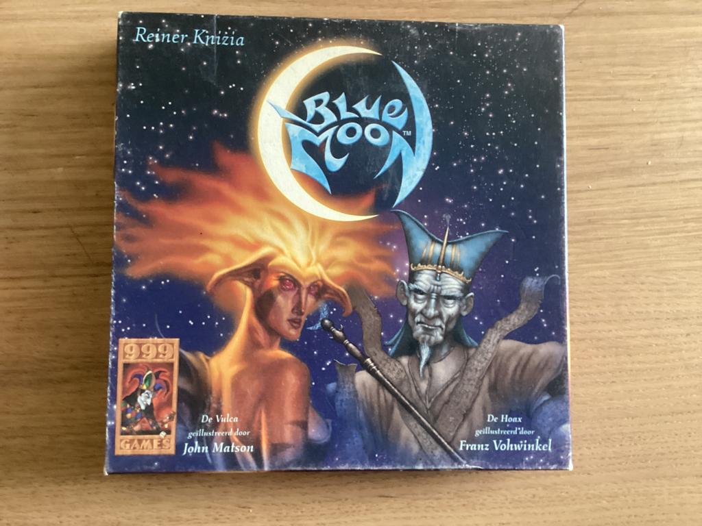 Blue Moon, Hobby en Vrije tijd, Gezelschapsspellen | Bordspellen, Gebruikt, Een of twee spelers, Drie of vier spelers, Ophalen of Verzenden