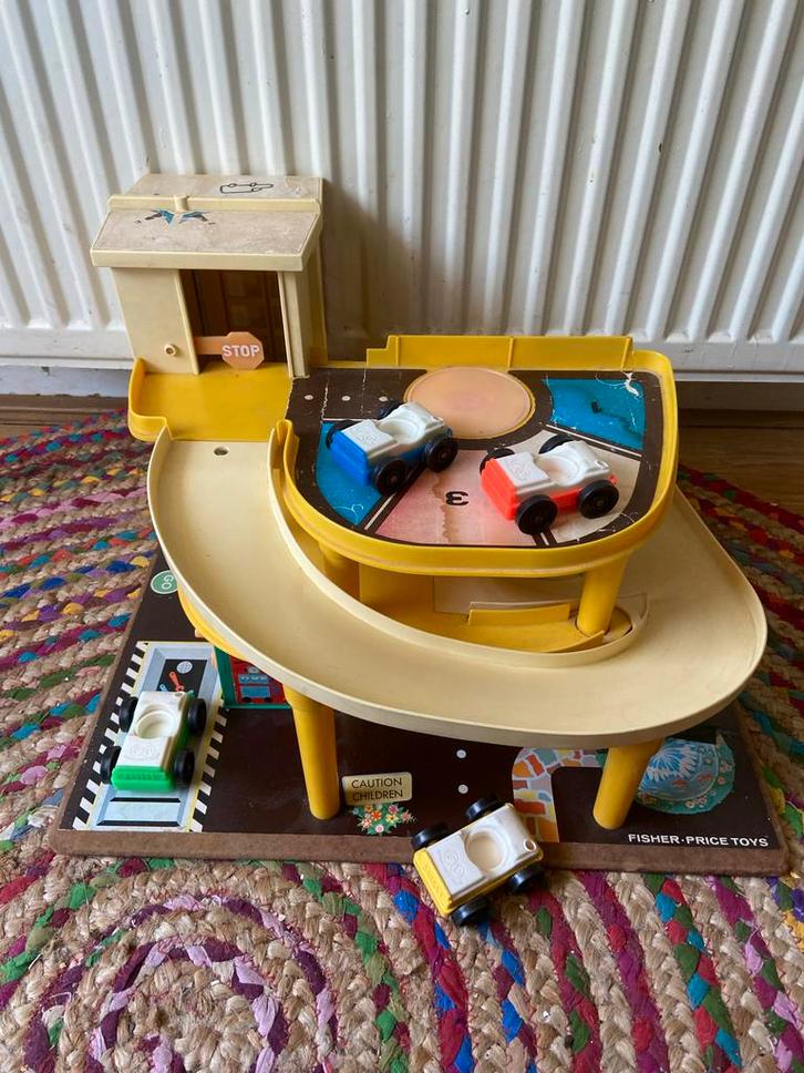 Vintage Fisher Price Speelgoed Garage retro auto’s auto, Kinderen en Baby's, Speelgoed | Fisher-Price, Gebruikt, Speelset, Ophalen