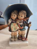 Hummel Beeldje Onder de Paraplu, Ophalen of Verzenden, Gebruikt, Hummel