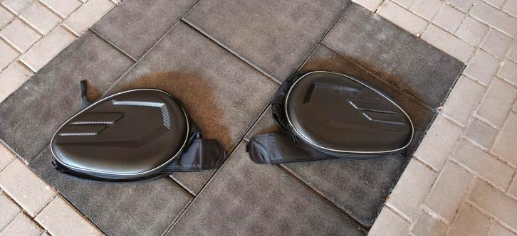 Universele Motortassen Set - Helm Past! 2 stuks in het zwart, Motoren, Accessoires | Koffers en Tassen, Nieuw, Ophalen of Verzenden