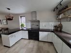 Mooie keuken incl app. en granieten blad, zelf demonteren, Huis en Inrichting, Keuken | Complete keukens, Ophalen, U-keuken, Wit
