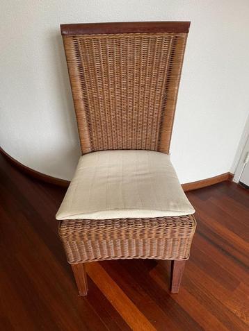 stoelen eetkamer beschikbaar voor biedingen