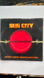Artists United Against Apartheid: Sun City, Not So Far Away, Ophalen of Verzenden, 1960 tot 1980, Gebruikt, Overige formaten