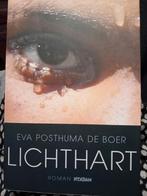Eva Posthuma de Boer - Lichthart  (conditie is goed), Boeken, Ophalen of Verzenden, Zo goed als nieuw, Eva Posthuma de Boer