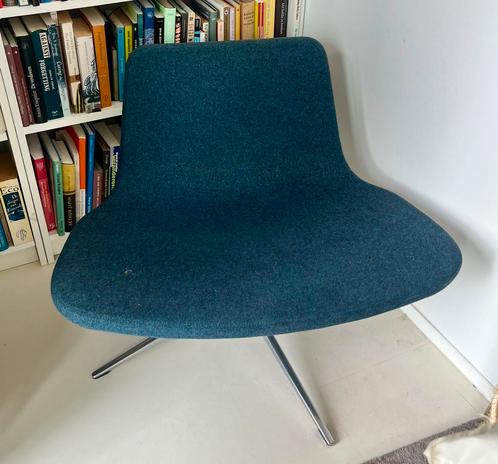 Prachtige design stoel Hay Ray Swivel blauw en aluminium, Huis en Inrichting, Stoelen, Zo goed als nieuw, Eén, Metaal, Blauw, Verzenden