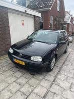 Volkswagen Golf 1.6 77KW 2001 Zwart, Auto's, Voorwielaandrijving, Stof, Zwart, 1064 kg