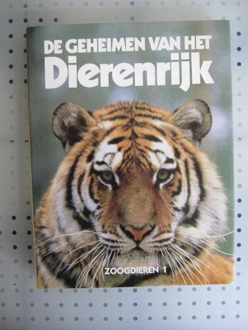 De geheimen vh dierenrijk Zoogdieren 1 beschikbaar voor biedingen