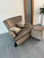 Stoel met bijpassende poef, Huis en Inrichting, Stoelen, Ophalen, Eén