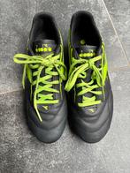 Diadora voetbalschoenen maat 40.5 - Zo goed als nieuw!, Ophalen of Verzenden, Zo goed als nieuw, Schoenen