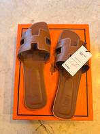 Hermes Oran Sandalen maat 39, Ophalen of Verzenden, Zo goed als nieuw, Bruin, Sandalen of Muiltjes