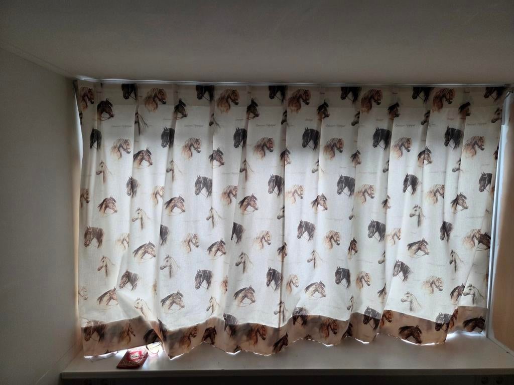 Superleuke verduisterende paarden gordijnen, Ophalen of Verzenden, Zo goed als nieuw, 200 cm of meer, 200 cm of meer