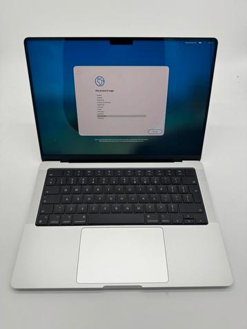 Macbook Pro 14" 2021 M1 Pro | 32 GB RAM | 512 GB SSD | BTW beschikbaar voor biedingen