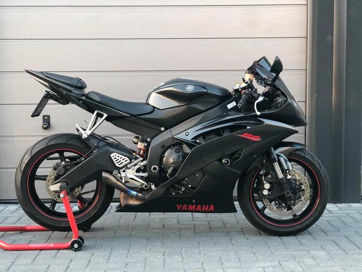 Yamaha R6 RJ15 | Grijs | Akrapovic | 35kw, Motoren, Motoren | Yamaha, Bedrijf, Super Sport, 12 t/m 35 kW, 4 cilinders, Ophalen