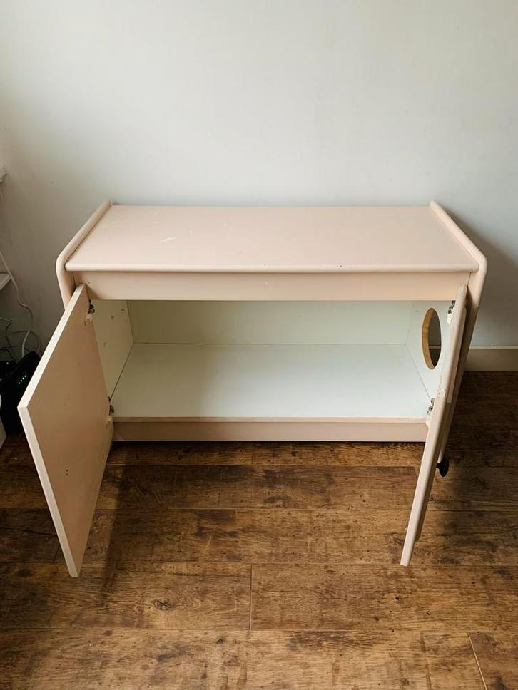 Oud Roze Kattenbakkast, Huis en Inrichting, Kasten | Buffetkasten, Gebruikt, Minder dan 100 cm, 50 tot 100 cm, 50 tot 75 cm, Met deur(en)