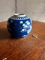 Vintage blauw-witte prunusvaas – Kangxi-stijl, Antiek en Kunst, Ophalen of Verzenden