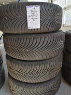 Set 4 winterbanden Hyundai i30 205/55 16", 205 mm, Banden en Velgen, 16 inch, Gebruikt