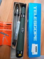 Revue Zoom-telescoop 10-30 x 30., Audio, Tv en Foto, Optische apparatuur | Telescopen, Lenzentelescoop (refractor), Met statief