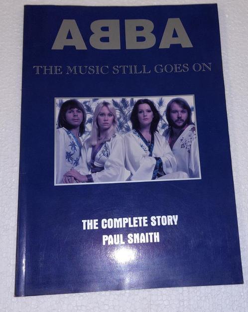 ABBA boek The Music Still Goes On Paul Snaith, Verzamelen, Muziek, Artiesten en Beroemdheden, Gebruikt, Boek, Tijdschrift of Artikel