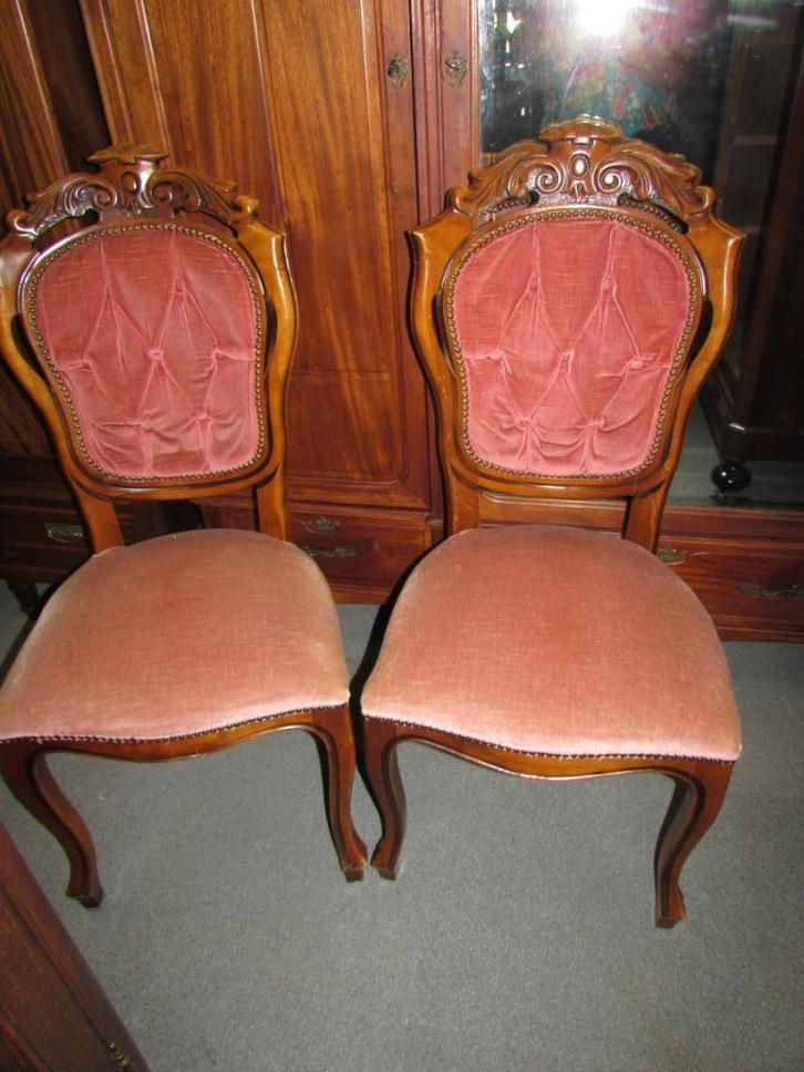 antiek stoelen setjes van 2 voor slaapkamer eethoek 30,00, Antiek en Kunst, Antiek | Meubels | Stoelen en Banken, Ophalen of Verzenden