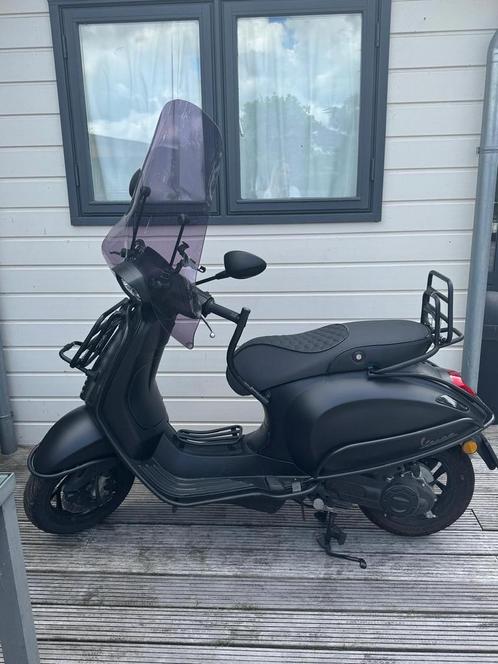 Vespa Sprint full option 2025 pakket 3, Fietsen en Brommers, Brommers | Vespa, Zo goed als nieuw, Overige modellen, Maximaal 45 km/u