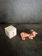 Tigger op blok, Ophalen, Winnie de Poeh of vrienden, Zo goed als nieuw, Beeldje of Figuurtje