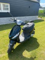 Piaggio Zip iGet 4T, Fietsen en Brommers, Scooters | Piaggio, Ophalen, Maximaal 45 km/u, Zip, Zo goed als nieuw