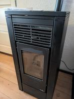 Pelletkachel Ferlux Nerea 8,2kw, zo goed als nieuw, Huis en Inrichting, Kachels, Ophalen of Verzenden, Zo goed als nieuw, Overige brandstoffen