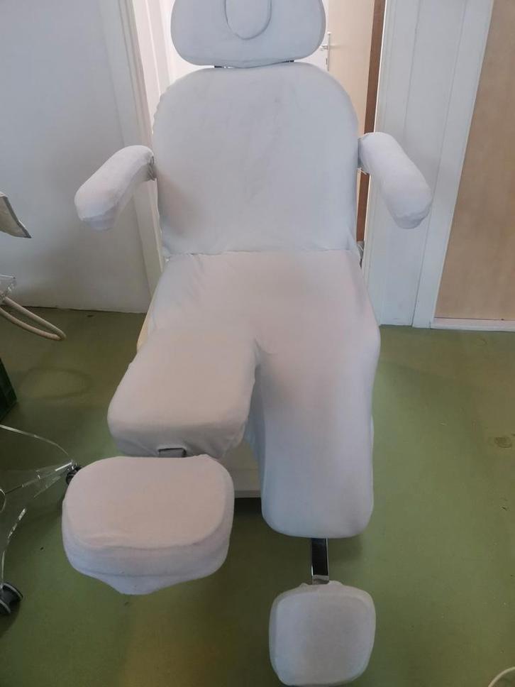 Pedicurestoel met afstandsbediening - Goede staat!, Huis en Inrichting, Fauteuils, 75 tot 100 cm, Ophalen