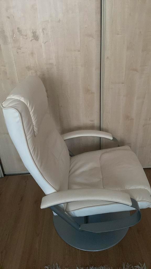 Luxe Draaifauteuil - Wit Leer, Huis en Inrichting, Fauteuils, Zo goed als nieuw, Leer, 75 tot 100 cm, Minder dan 75 cm, Ophalen