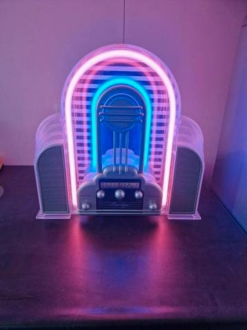 Neon Radio Marilyn  beschikbaar voor biedingen