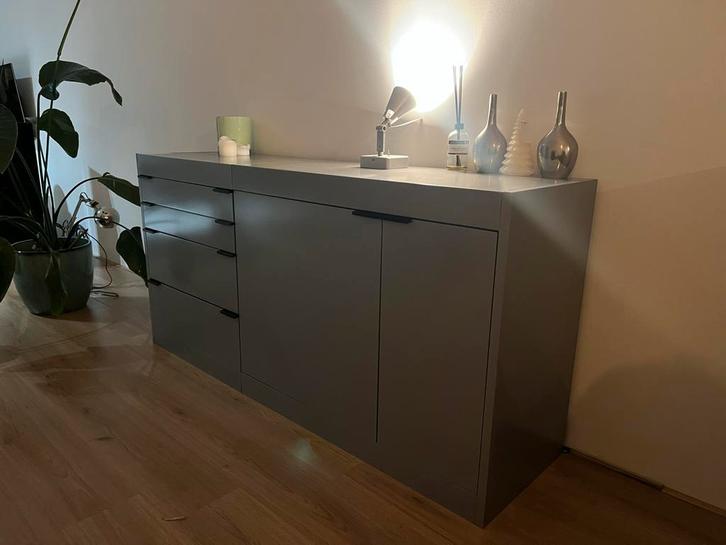 Pastoe dressoir kast L-serie, Huis en Inrichting, Kasten | Dressoirs, Ophalen