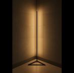 LED Triangle Corner Lamp app &remote control hoek vloer lamp, Verzenden, 100 tot 150 cm, Nieuw, Slimme verlichting