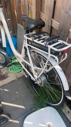 Elektronische dames fiets stella (DEFECT), Fietsen en Brommers, Fietsen | Dames | Damesfietsen, Ophalen, Gebruikt, Overige merken