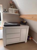 Complete kinderkamer, commode, ledikant, kledingkast en box, Ophalen, Zo goed als nieuw, Jongetje of Meisje