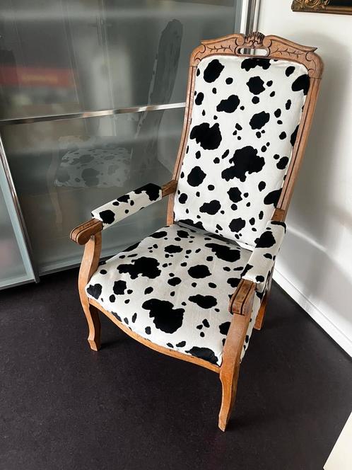 Antieke massief houten opoe stoel met hoge rugleuning., Antiek en Kunst, Antiek | Meubels | Stoelen en Banken, Ophalen