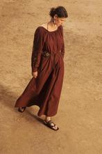 Zara Limited Edition Maxi Jurk Geborduurd Bordeaux nieuw s, Zara, Nieuw, Ophalen of Verzenden, Maat 36 (S)