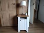 2 nette nachtkastjes, stevig, white wash, Ophalen, Zo goed als nieuw, Minder dan 45 cm