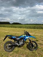 Derbi Senda Extreme 2019, Fietsen en Brommers, Brommers | Derbi, Ophalen, 6 versnellingen, Maximaal 45 km/u, Zo goed als nieuw